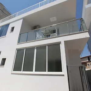  Apartment Deda
